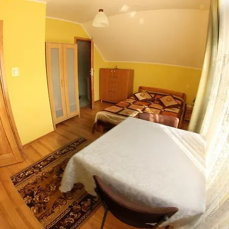 Bemar Domki I Pokoje Kolo Leby * Łeba